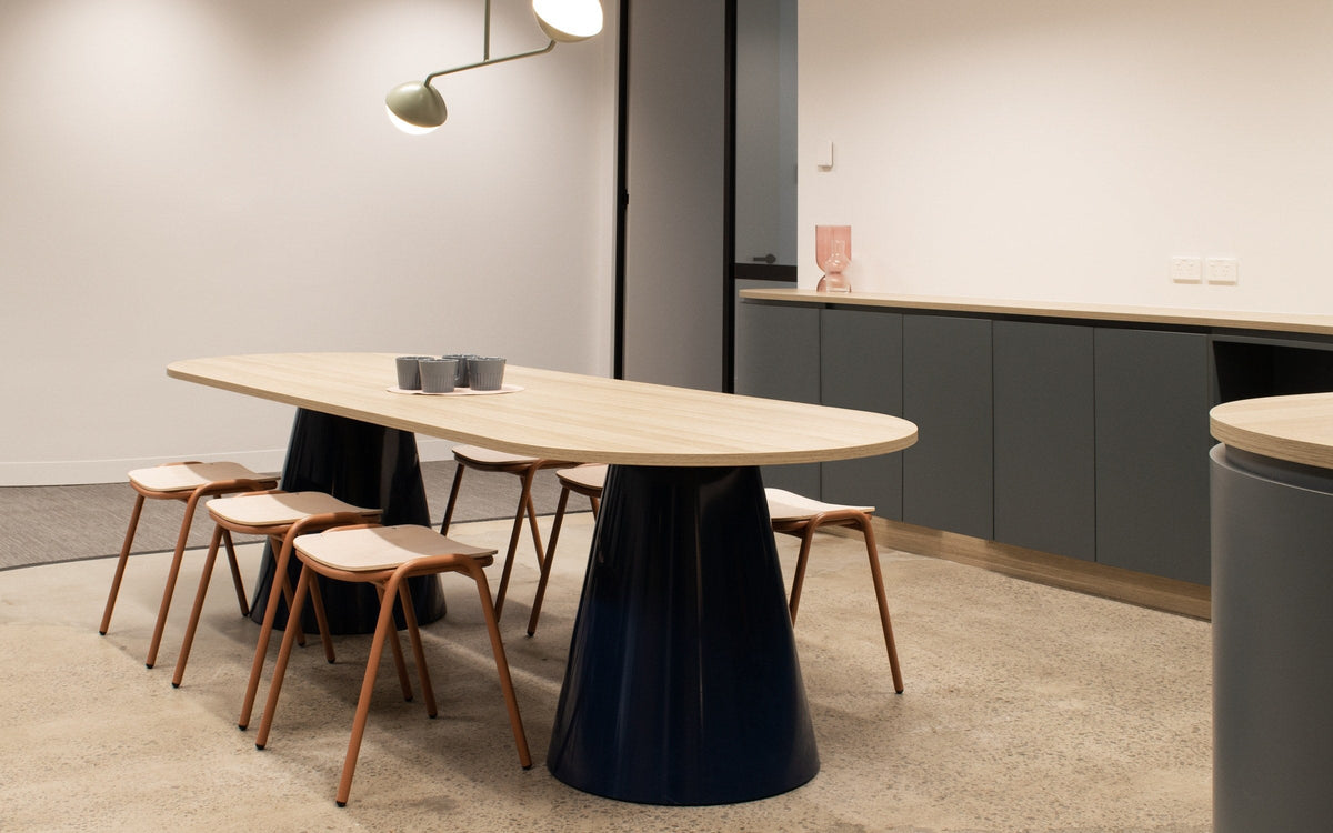 CONUS table in a workplace