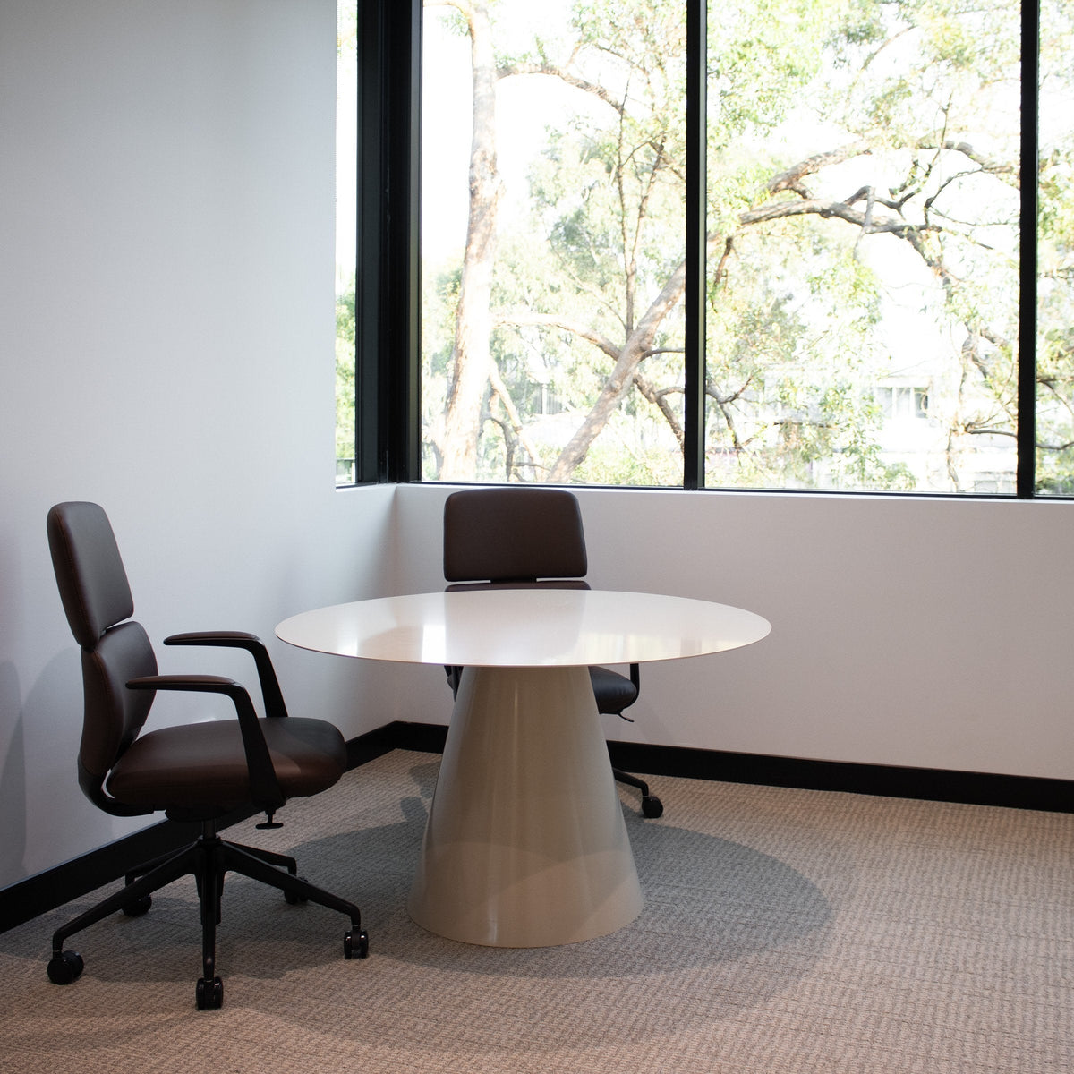 CONUS table in a workplace