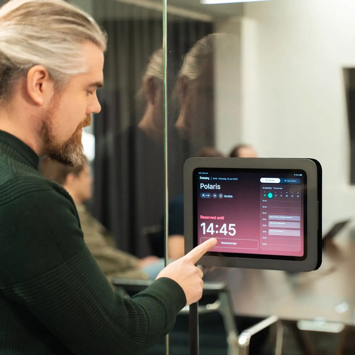 Booking a meeting room on Framery Room Display