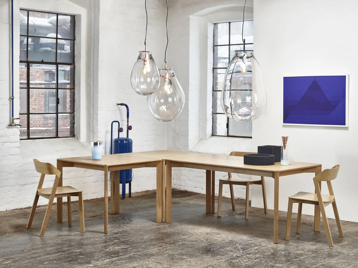 TON Lasu tables in an interior