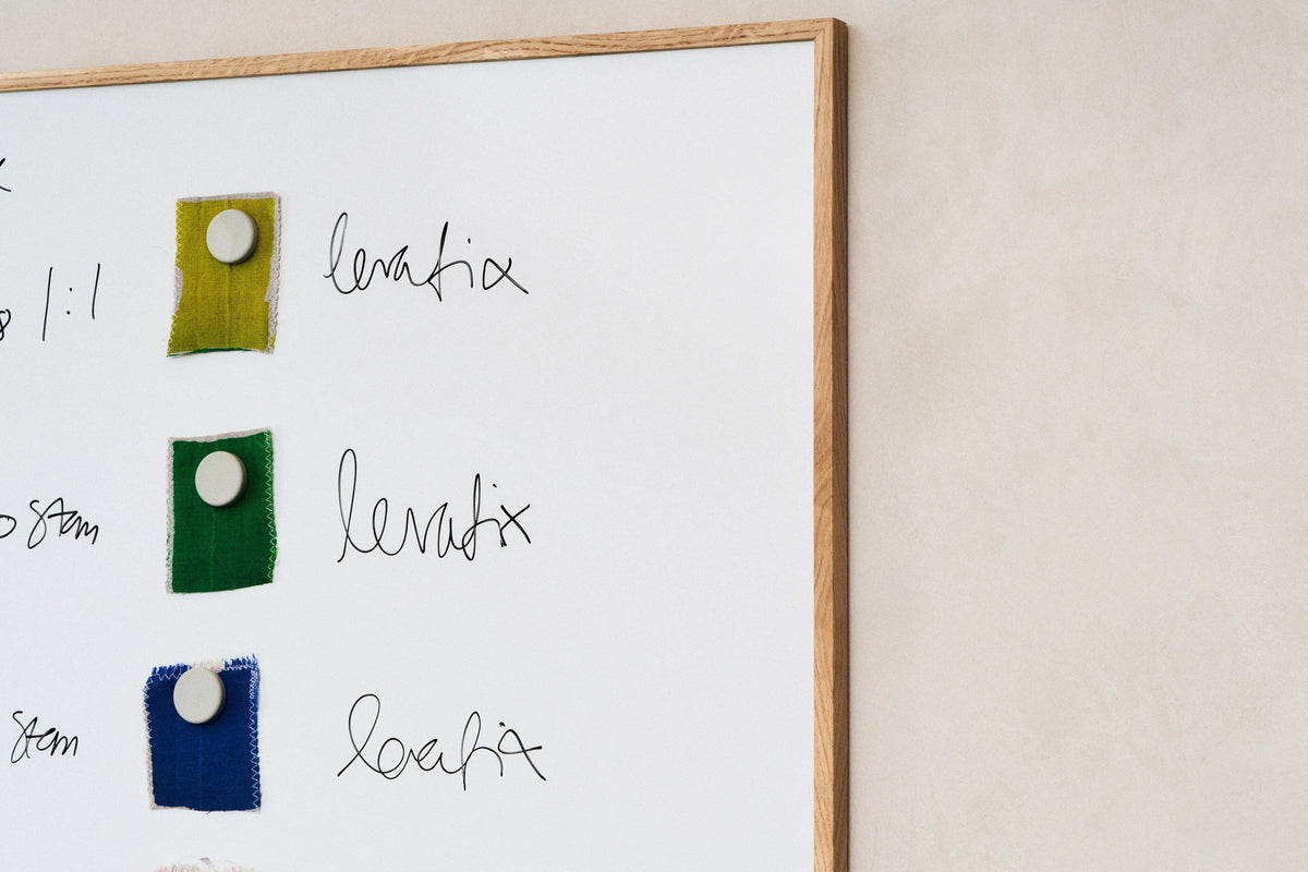 Lintex Wood in a workspace
