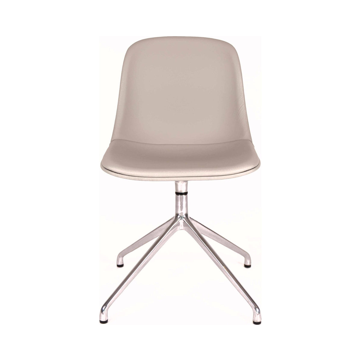 Pure Loop 4-Star Base Chair fully upholstered in leather