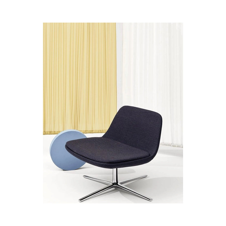 Pure Loop Lounge Chair
