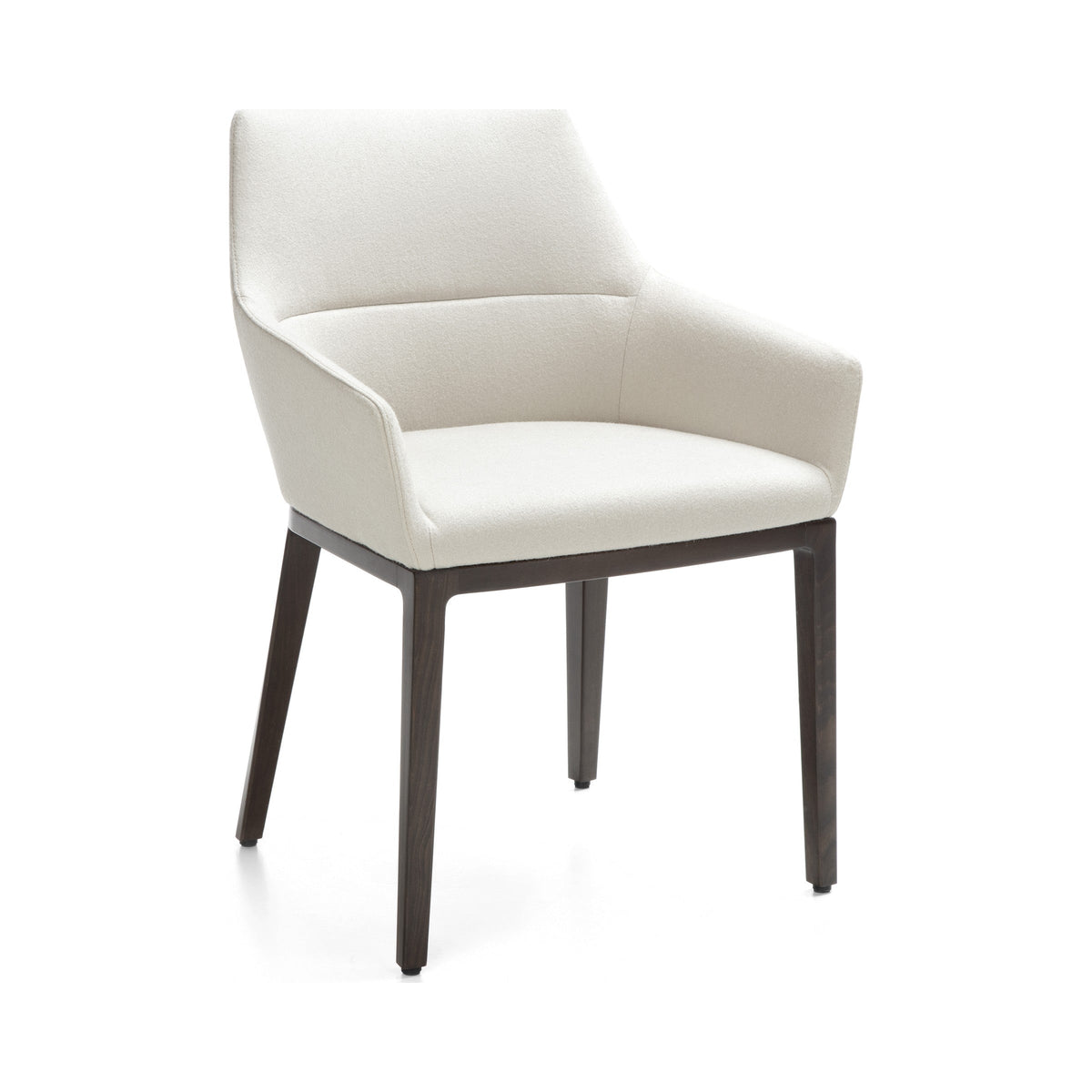 Chic 20HW armchair in cream, three-quarter view