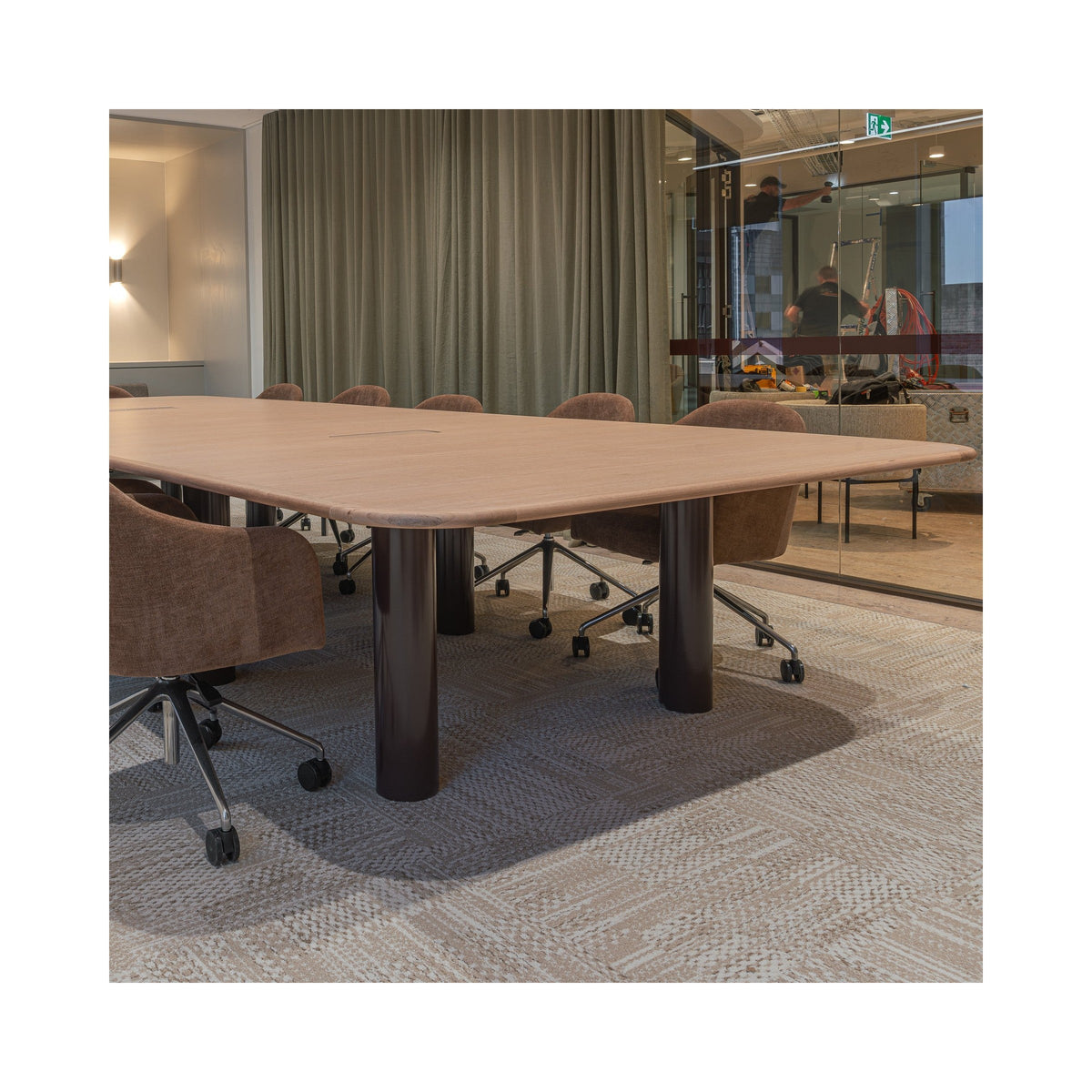 COLUMN custom meeting table