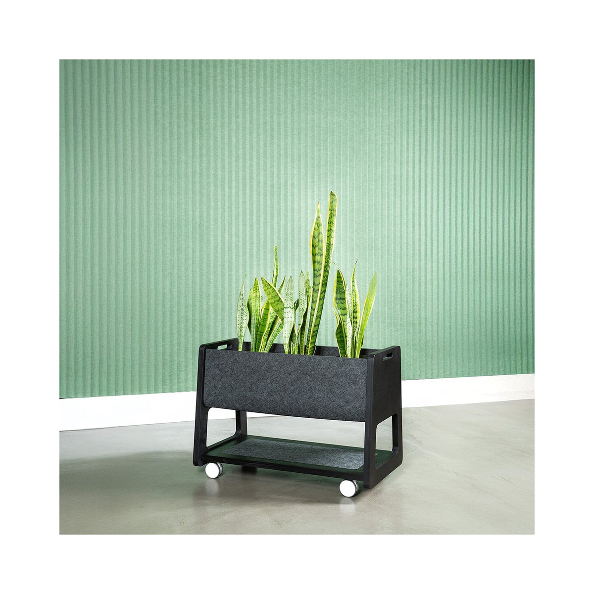 Etch bench planter in black