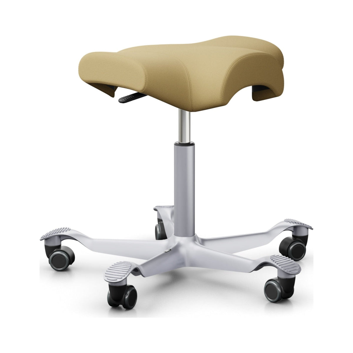 HÅG Capisco 8105 stool in sand, three-quarter view