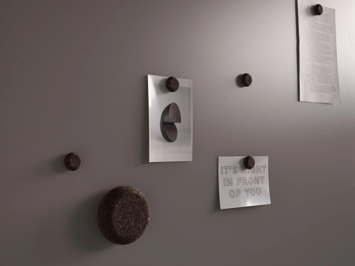 Lintex Silk Wall in a workspace