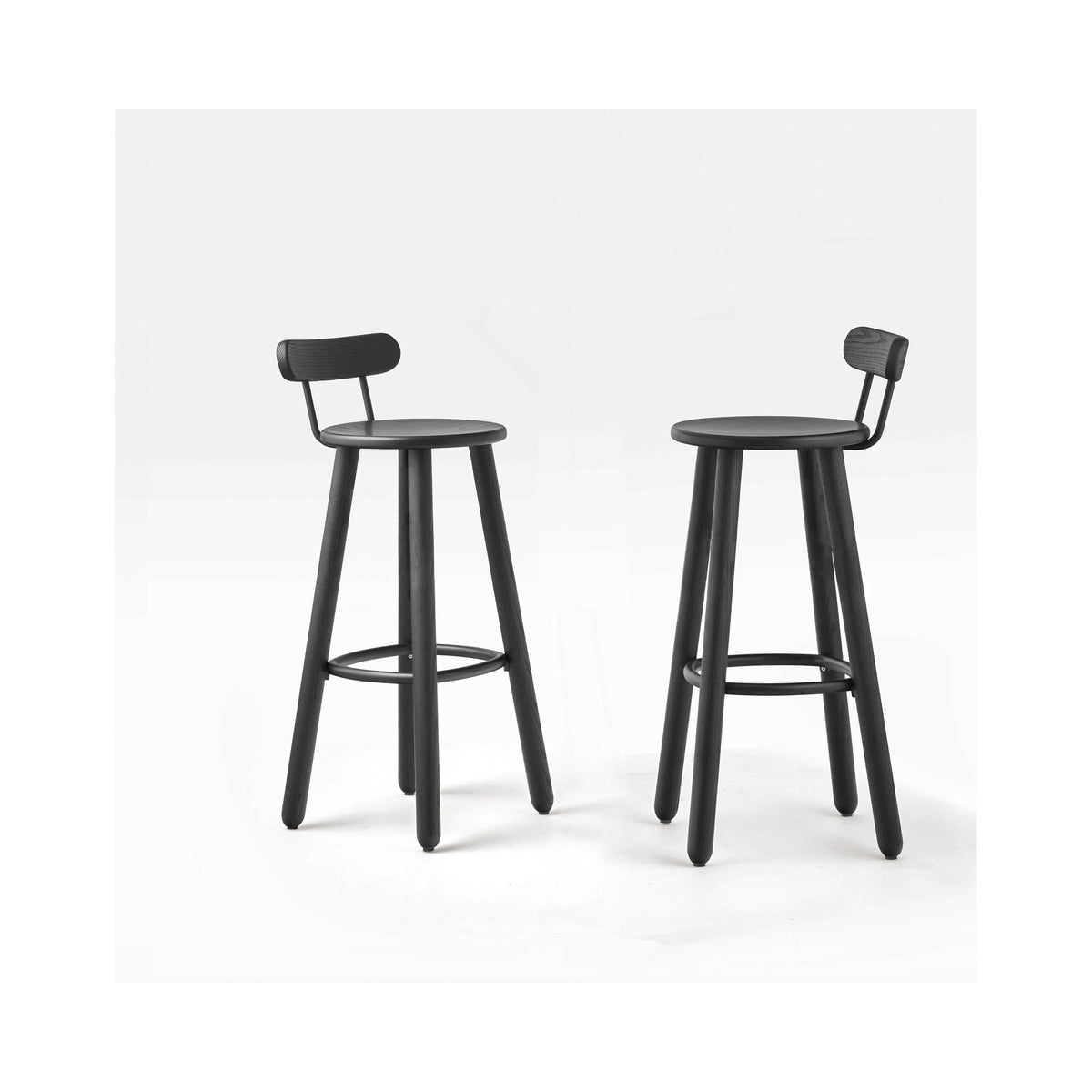 Okidoki Too high stools with backs in black