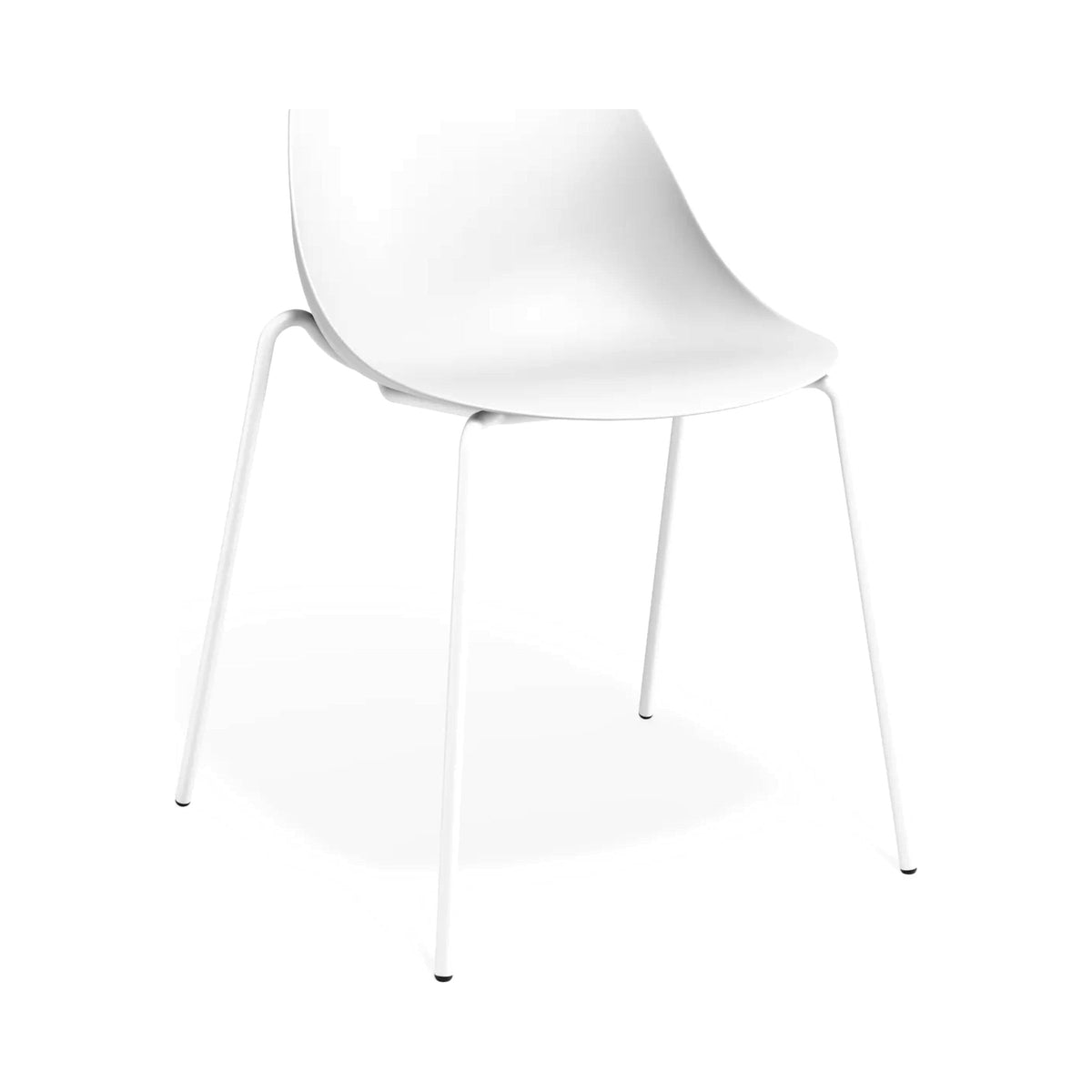 Pebble Chair with a white shell on a white 4-post base
