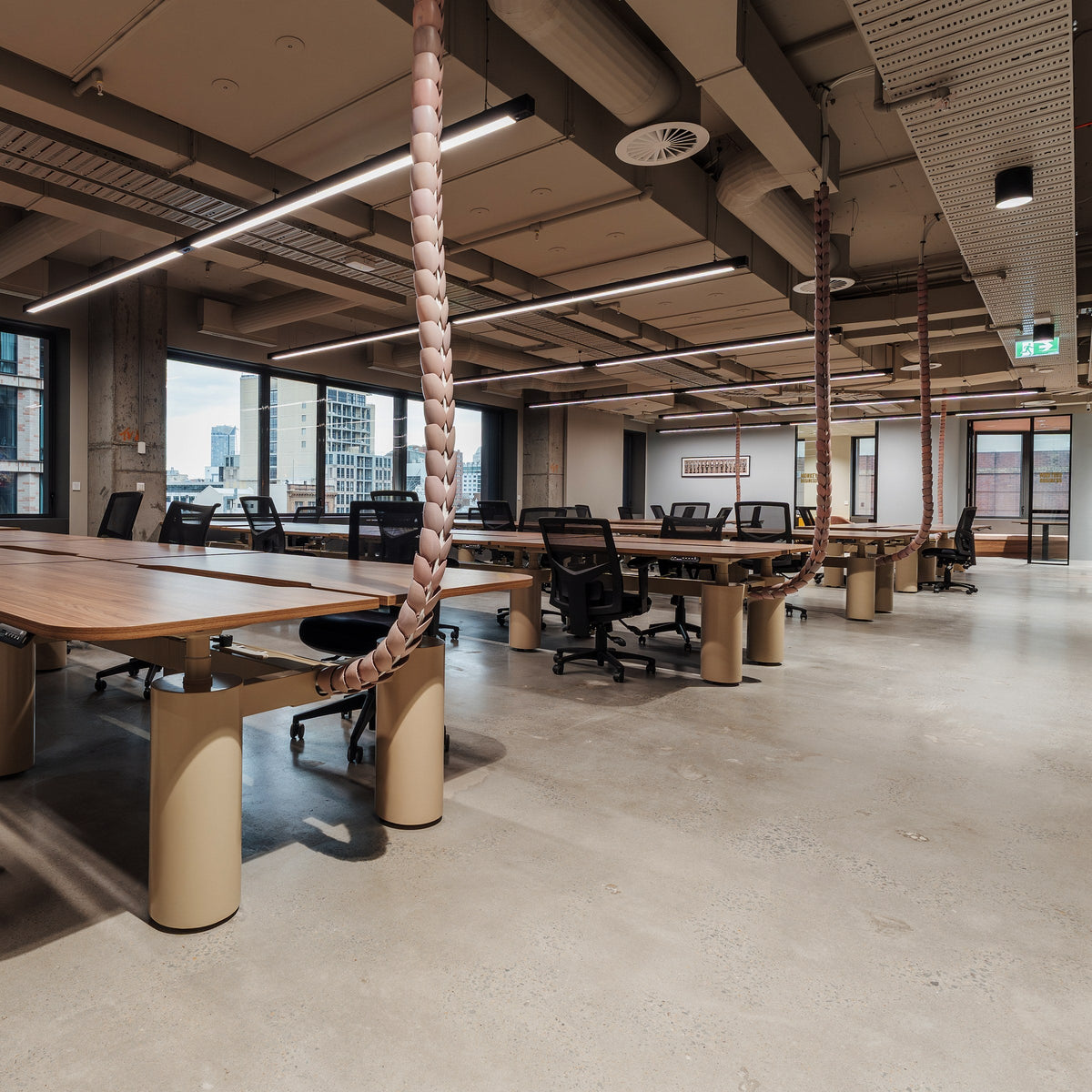 ZERO umbilicals in an office